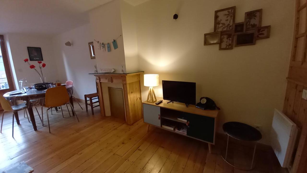 Appartement De Charme Le 1707 Au Coeur De La Cite Vauban บรีอองซง ภายนอก รูปภาพ