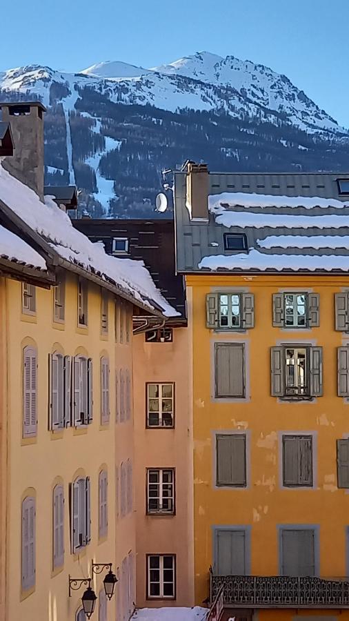 Appartement De Charme Le 1707 Au Coeur De La Cite Vauban บรีอองซง ภายนอก รูปภาพ